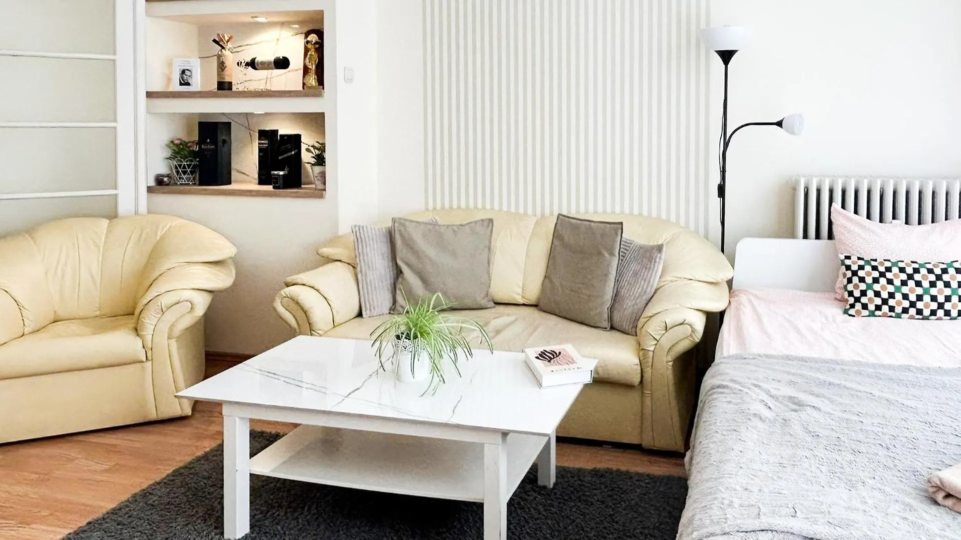 Modern Apartment Literally In The Downtown 布达佩斯 匈牙利